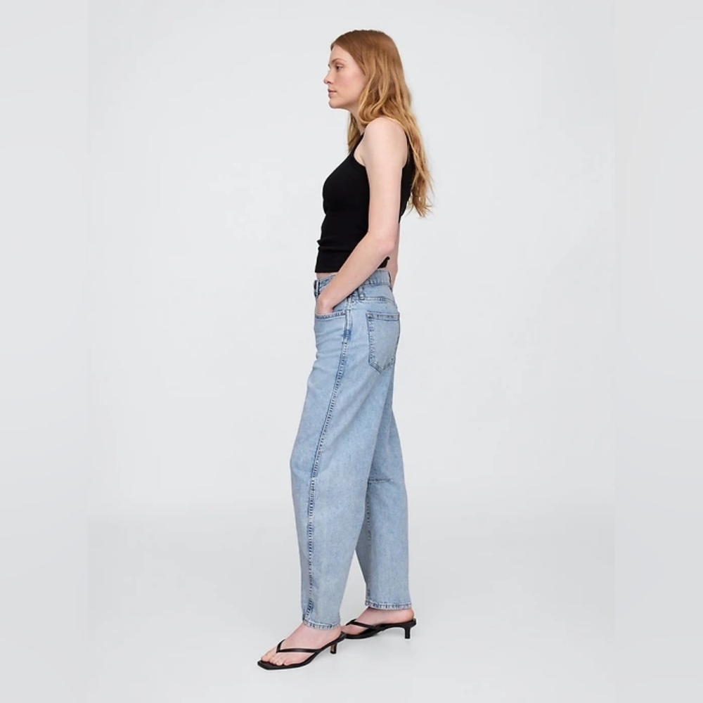 GAP High Rise Barrel Jeans - Picture 4 of 10